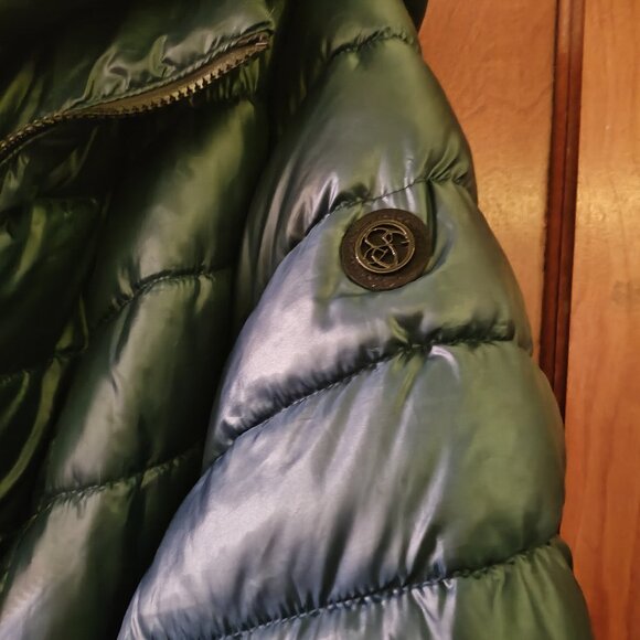 Jessica Simpson Black Puffer Jack with Leopard Lining - Picture 4 of 7